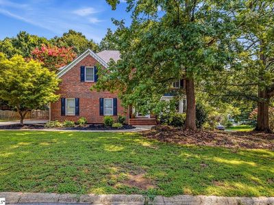 17 Misty Oaks Dr