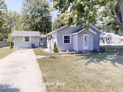 3858 Clutier Rd
