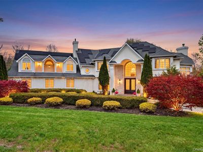 23 Greenwich Avenue