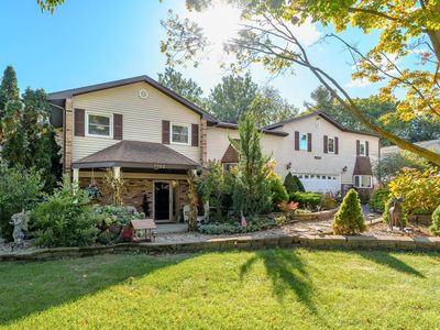 Property at 7702 N Gleneagle Dr, Kalamazoo, MI