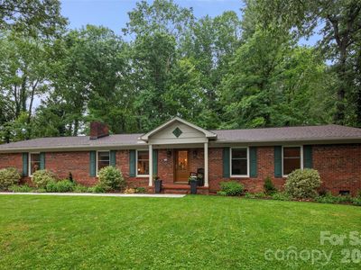126 Mockingbird Dr