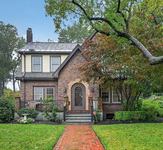 14 Houston St