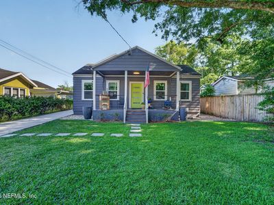 4647 CRESCENT Street