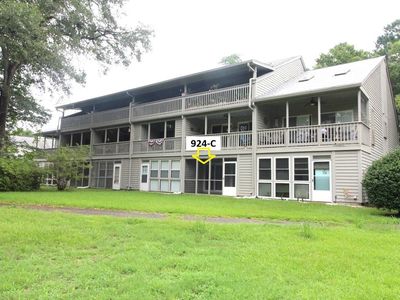 924 Fairwood Lakes Ln. #24-C