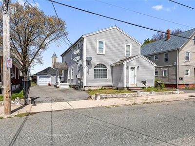 18 Hanover Ave