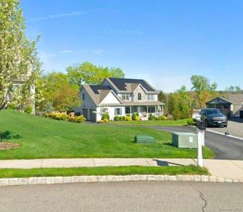 5 Gleneagles Court