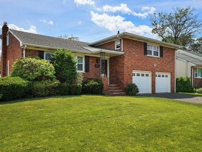 2101 Orchard Ter