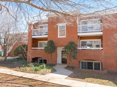 804 E Jefferson St #A18