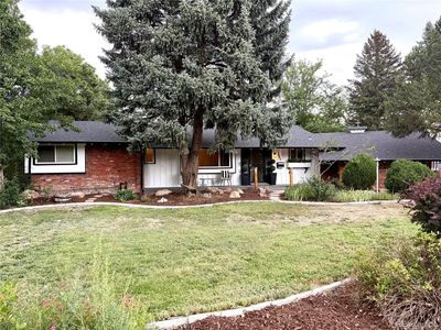 2005 W Davies Avenue