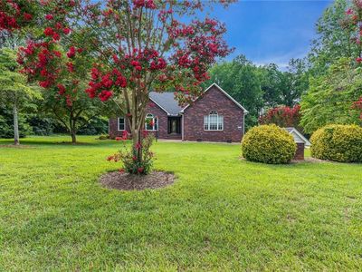 385 Peaceful Ln