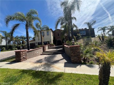 6215 Ashton Pl