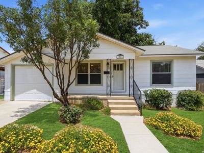 1311 W ROSEWOOD AVE
