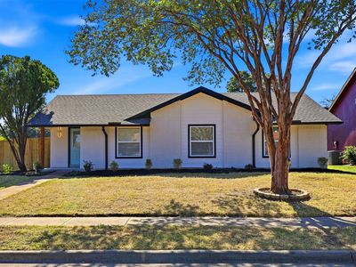2902 Chisholm Trl