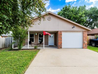 516 Hill Cir