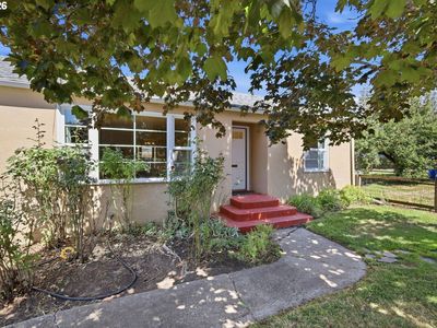 805 E 29th Ave
