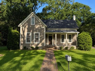 615 East Ave