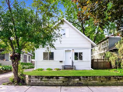 719 W 40th St