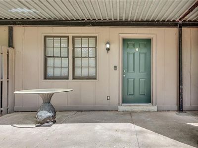 3083 Colonial Way APT M