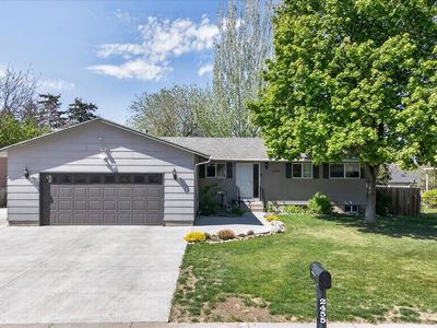 2455 Ada St