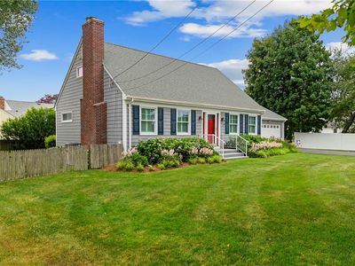 2 Redwood Ct