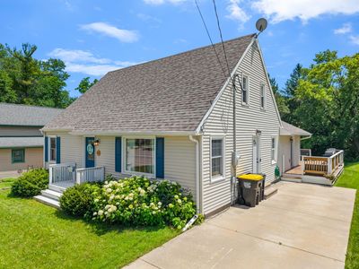 137 Main St
