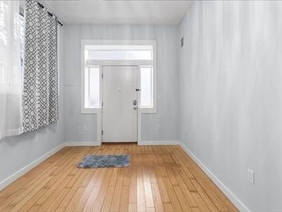 8 Parker St #5