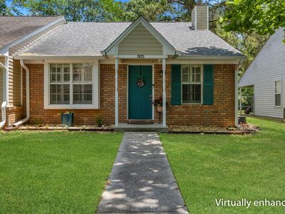 1925 Gina Dr