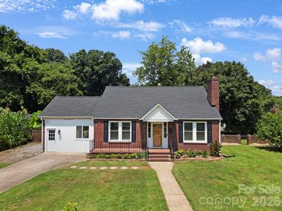 723 N Confederate Ave