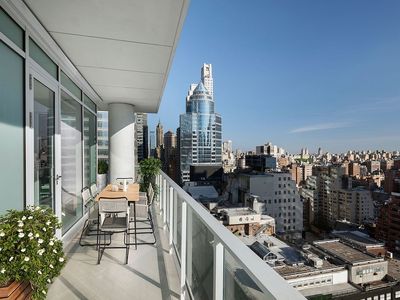 200 E 59th St #15A