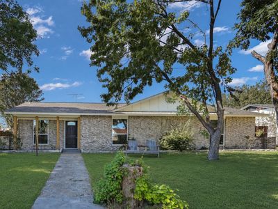 513 Colonial Dr