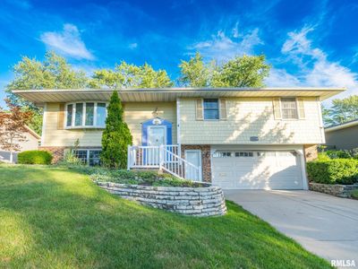 1602 W Lincolnwood Pl