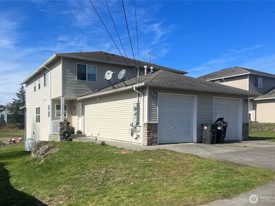 2905 11th Street #C & D