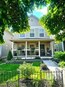 1733 Montana St