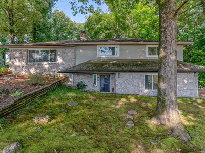 8847 Highway 63 N