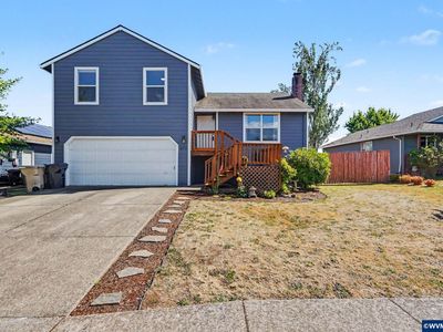 339 NW Denton Ave
