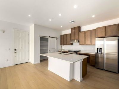 6153 N Ceylon St #106-3