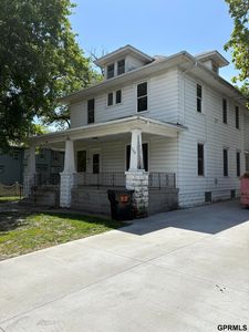 Property at 725 E Military Ave, Fremont, NE