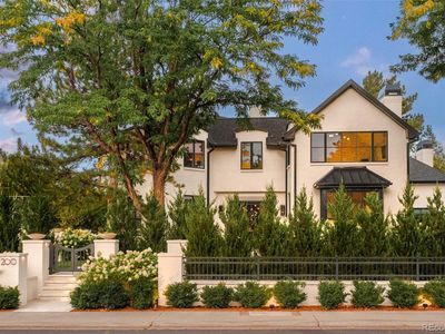 200 S Forest Street
