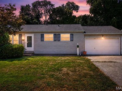 Property at 12117 Fleetwood Pl, Maryland Heights, MO