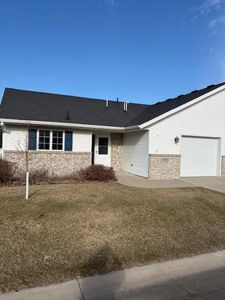 316 Valley View Dr SE