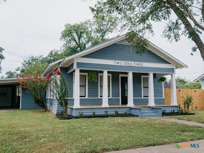 203 E French St