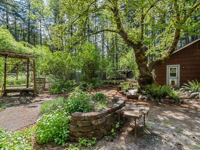 Property at 27562 Redwood Hwy, Cave Junction, OR