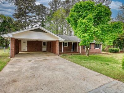 1311 Maple St SE