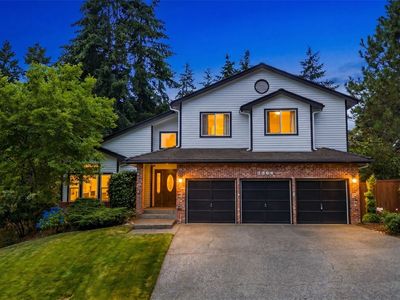 6204 53rd Street Ct W