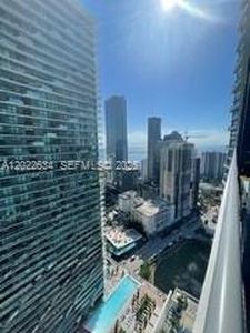 60 SW 13th St APT 3622