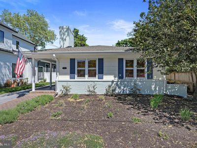 402 Bayard Ave