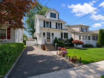 175 Colonial Rdwest