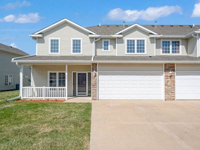 953 Red Hawk Way SE