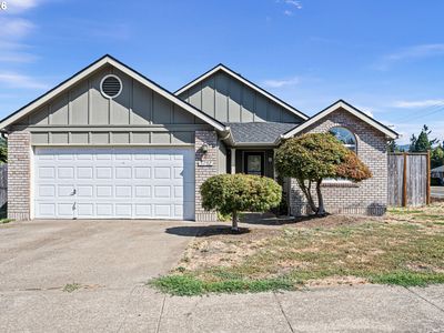 Property at 5792 E St, Springfield, OR