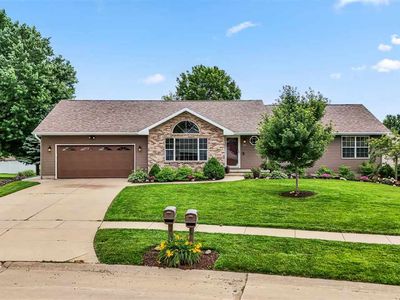 755 Deerfield Dr